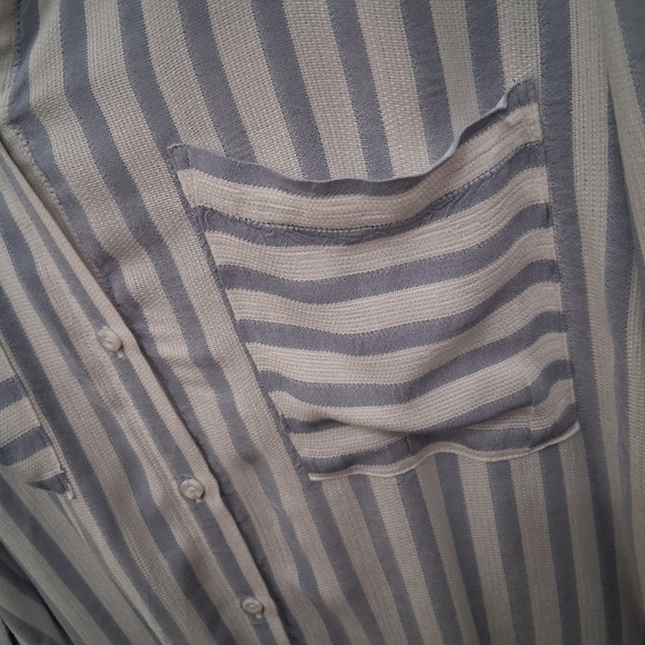 🔵Cato Striped Button-Down Shirt in Blue and White - Picture 4 of 7